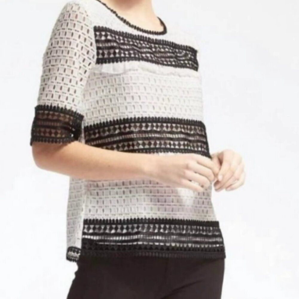 Banana Republic Lace Eyelet Lined Black and White Short Sleeve Top